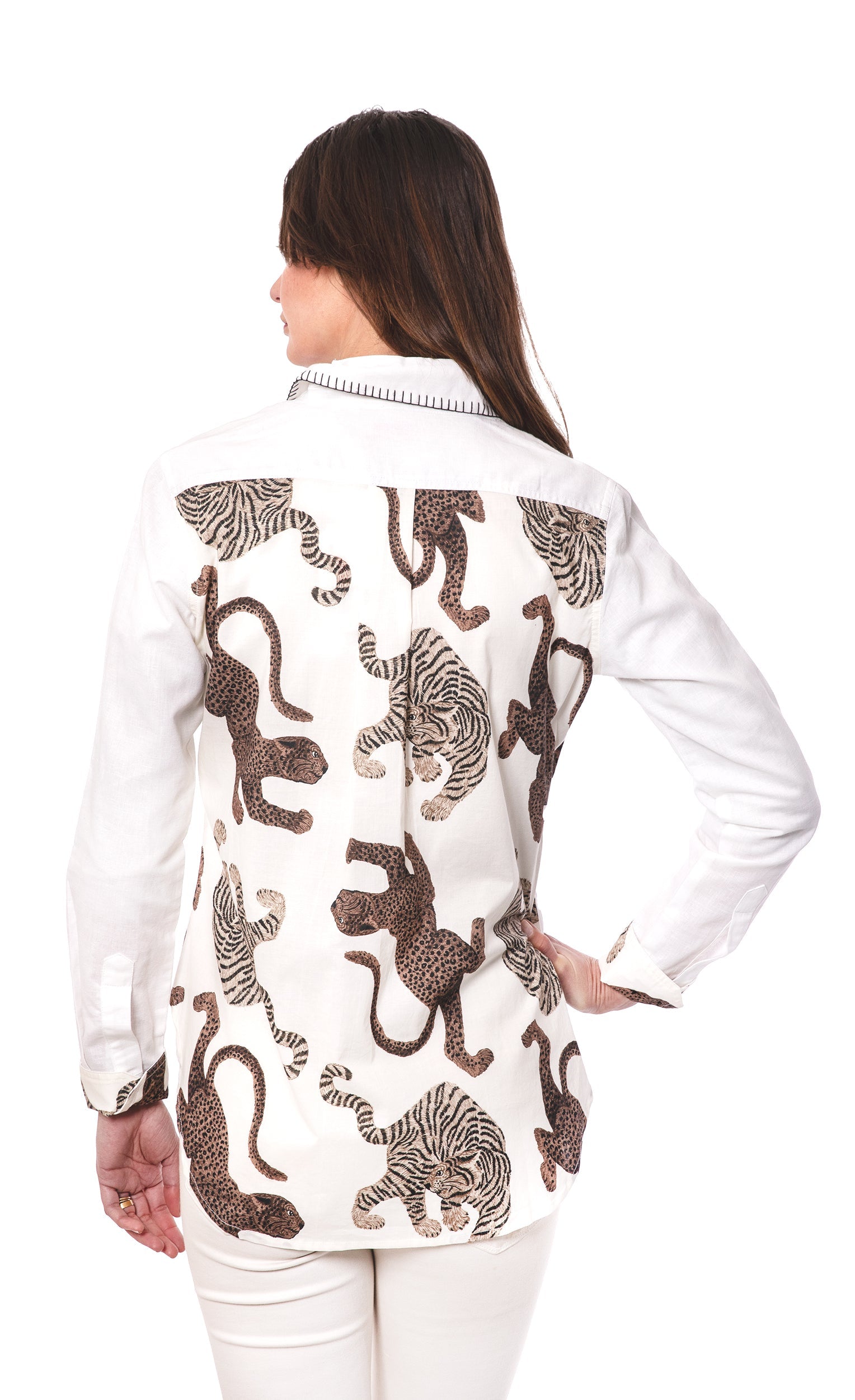 Dizzy-Lizzie Chesapeake Cats On The Back shirt featuring a colorful cat design on the back, casual unisex apparel.