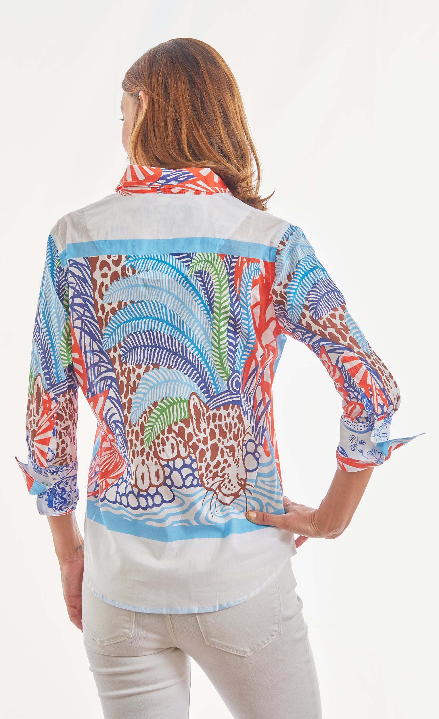 Dizzy-Lizzie 3/4 sleeve Rome shirt in hidden cheetah print, stylish tops with relaxed fit and lightweight fabric.