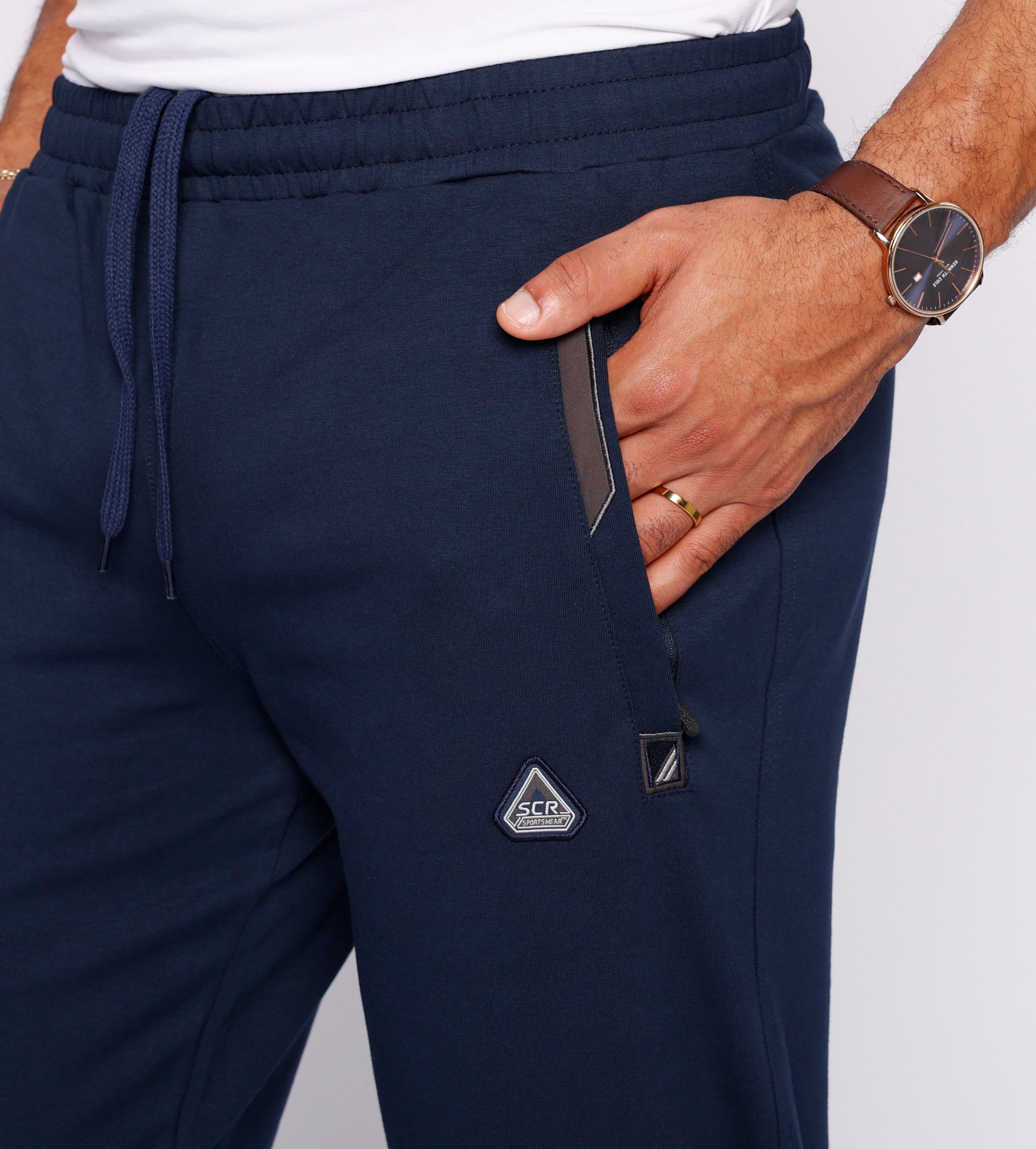 Navy men&