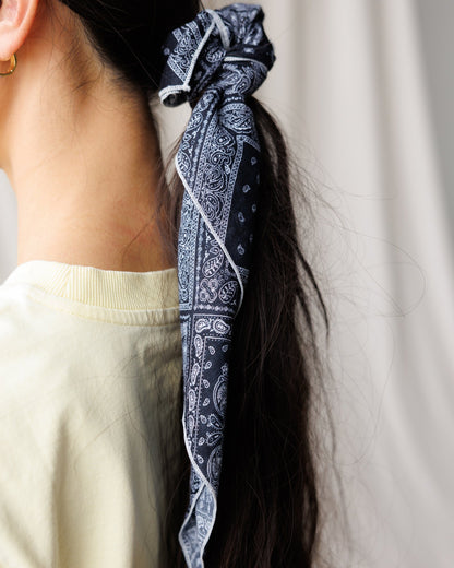 The Daily Scarf