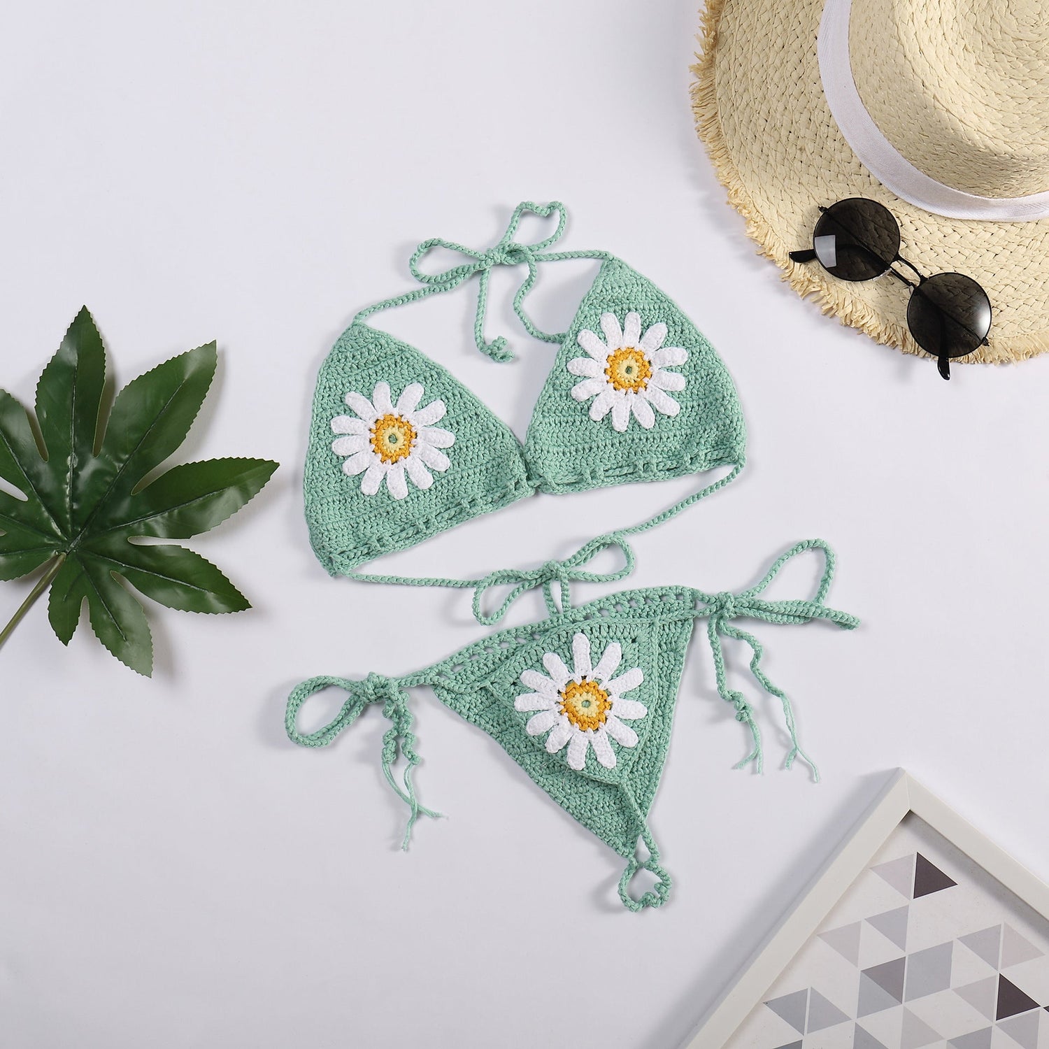 Vacation Hand Crocheting Woven Sexy Split Swimsuit Daisy Beach Bikini Set
