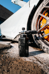 Blackline Car Care BLACKLINE® Foam Cannon Pro for car cleaning, featuring a durable black foam cannon with adjustable spray nozzle.