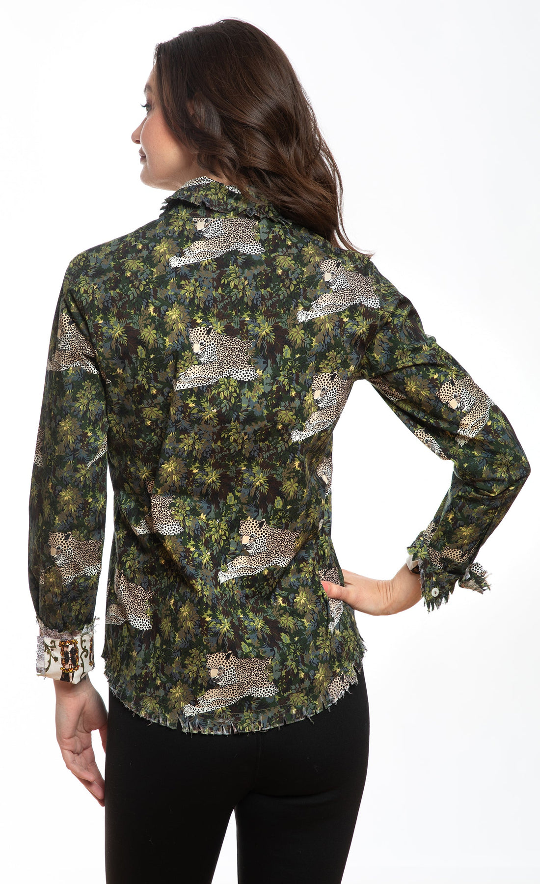 Cape Cod Top with Cheetahs in The Grass