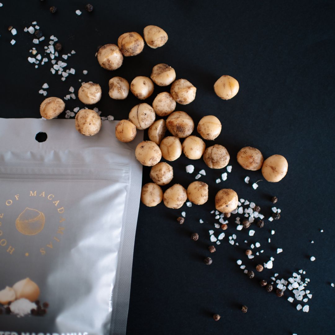 Dry Roasted Macadamia Nuts with Namibian Sea Salt &amp; Black Pepper (4oz x 6 Bags)