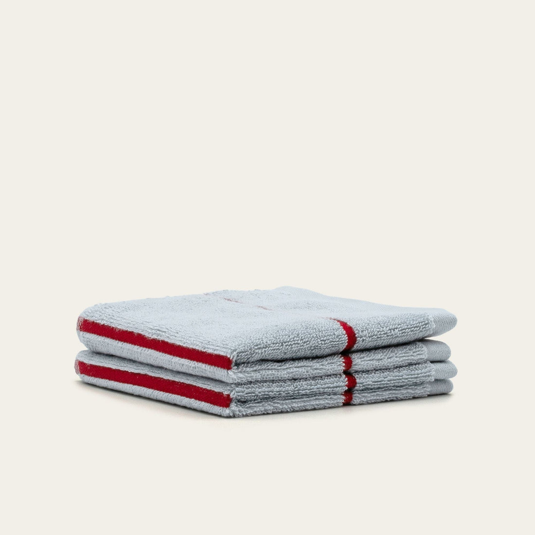 Soft white Deia Australian Cotton Towels from Italic, plush and absorbent for luxurious home and bed use.