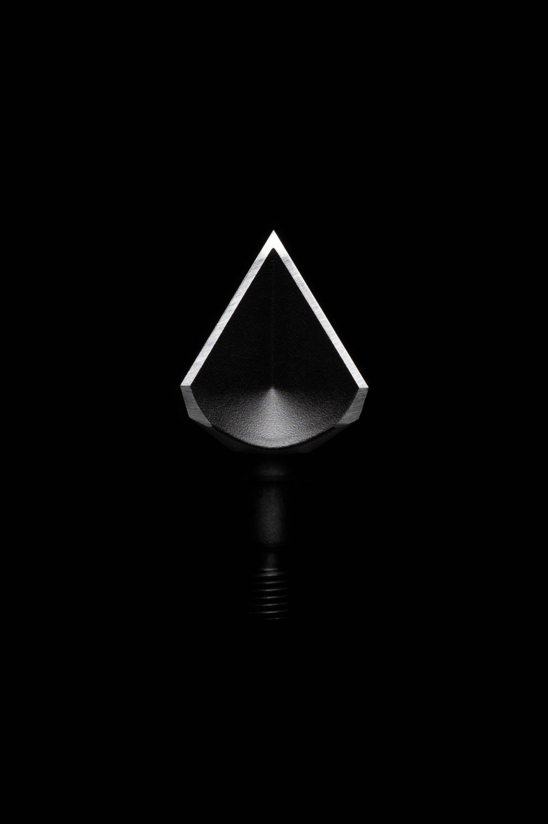 Annihilator Broadheads DOUBLE BEVEL 125 broadheads with sharp blades, designed for precision archery and hunting.