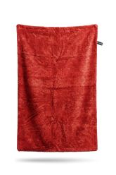 Blackline Car Care twisted-loop drying towel in crimson red, designed for safe, effective vehicle drying and detailing.