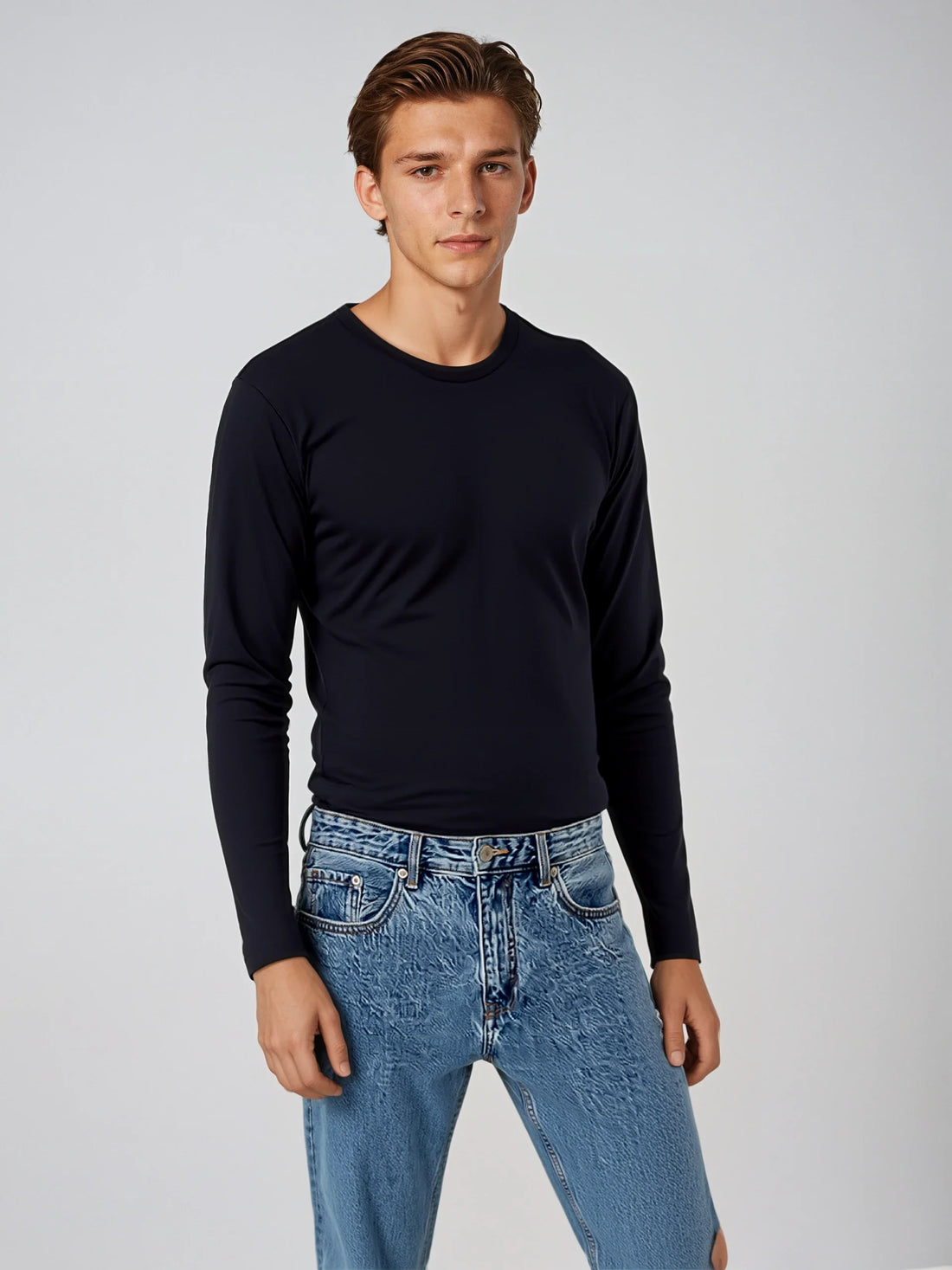 SpectraUSA Retro Fleece 4040 in cozy, vintage-inspired style with soft fabric, displayed on a hanger against a neutral background.