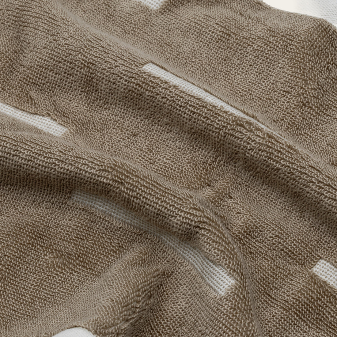 Soft Sorrel Australian Cotton Towels by Italic, showing plush texture and natural white color, perfect for luxurious drying.