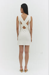 FindmeNowTheLabel Beatriz mini dress in off-white, stylish sleeveless dress with a fitted silhouette and elegant design.