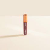 YENSA Luxe Lip Nourishing Oil with hyaluronic and vitamin E applied on mauve lips, showcasing glossy, smooth lip finish.