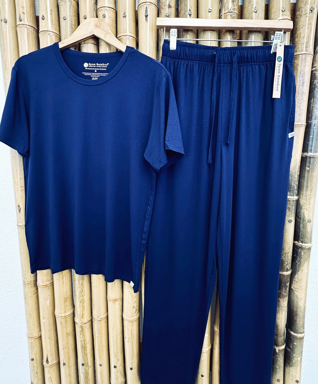 Navy men&