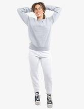 White fleece jogger pants from SpectraUSA, style P2005, featuring a comfortable fit and casual design.