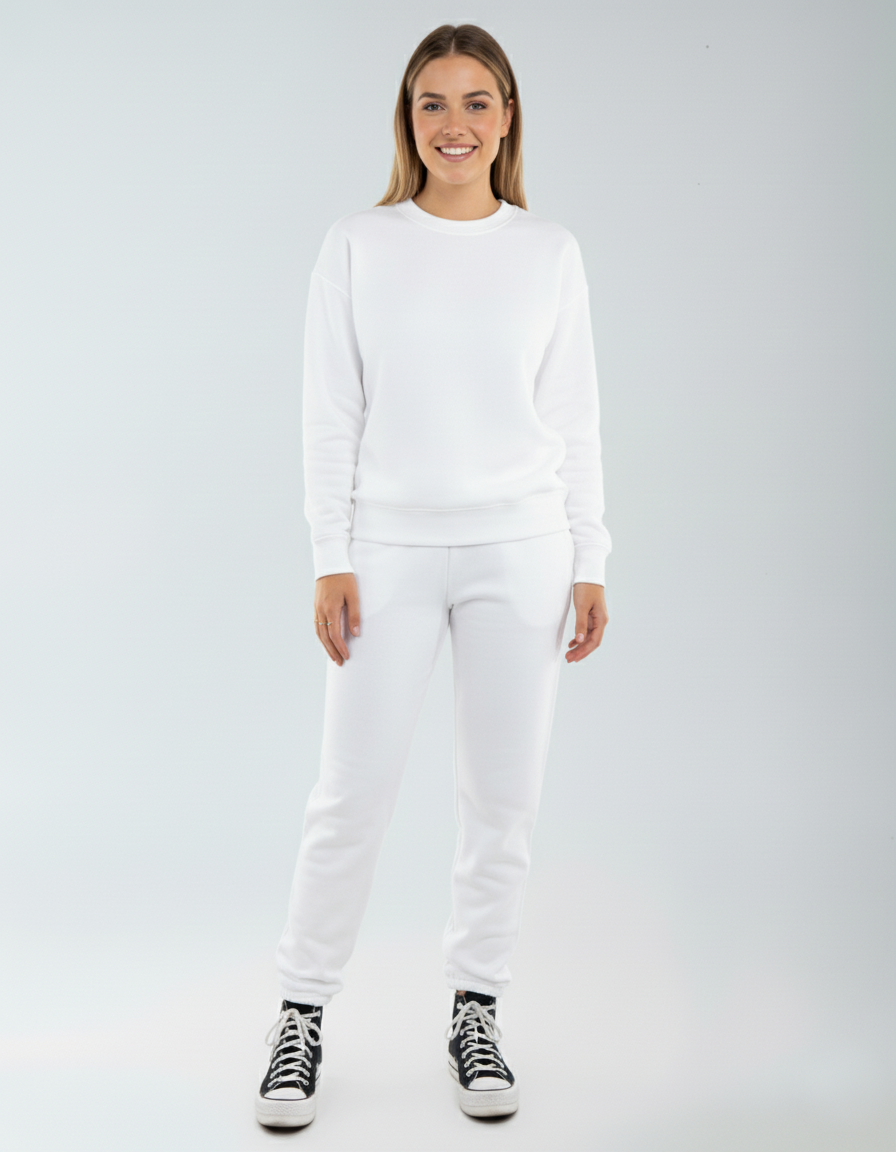 SpectraUSA fleece jogger pants P2005 in black with elastic waistband and cuffed ankles, soft and comfortable for casual wear.