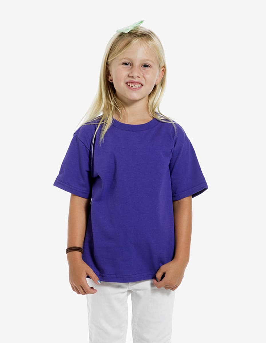 Child wearing a basic Kid&