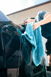 Blackline Car Care BLACKLINE® Twisted-Loop Drying Towel, soft microfiber towel with twisted-loop design for car drying.