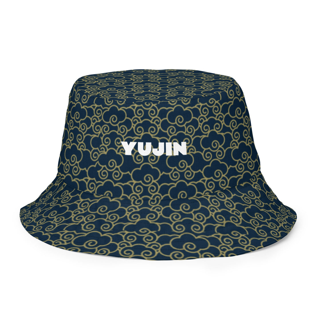 Reversible bucket hat with Japanese cloud pattern from Yūjin Clothing, showcasing a stylish headwear accessory with cloud motifs.
