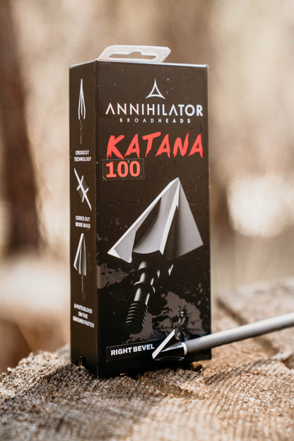 Annihilator Broadheads KATANA 100 broadheads displayed on a plain background, showing sharp blades and sleek design.