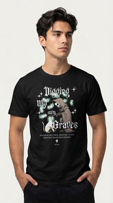 Yūjin Clothing digging my own graves cat T-shirt featuring a black cat graphic on a casual black T-shirt for cat lovers.