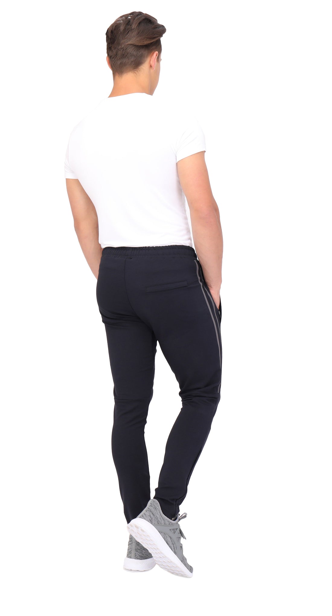 Back view of SCR Sportswear men&