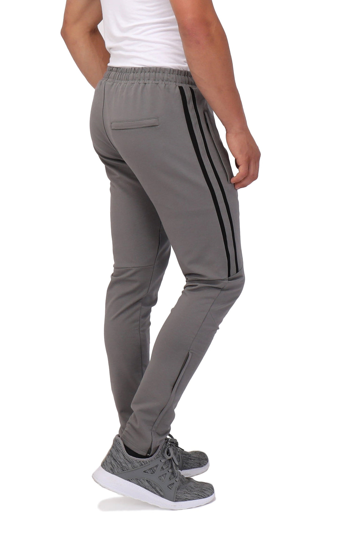 Back view of SCR Sportswear men&