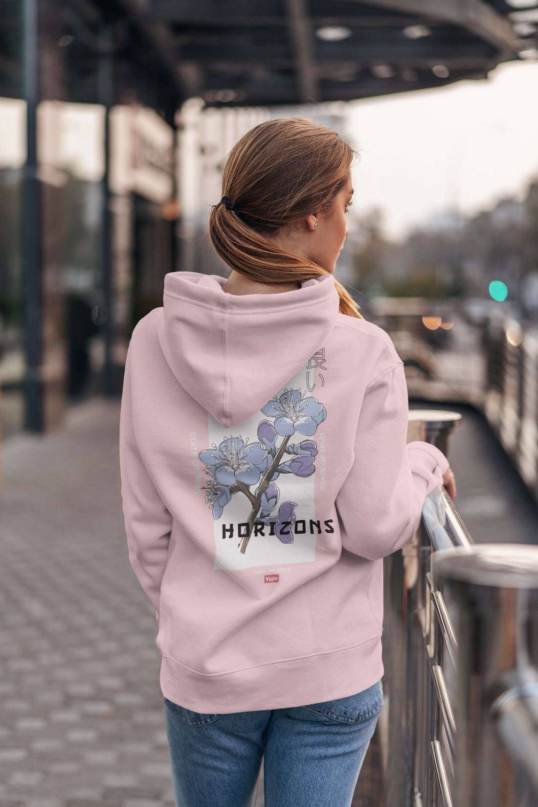 Yūjin Clothing Horizons Hoodie in soft fabric with a modern design, featuring a hood and long sleeves for comfortable casual wear.