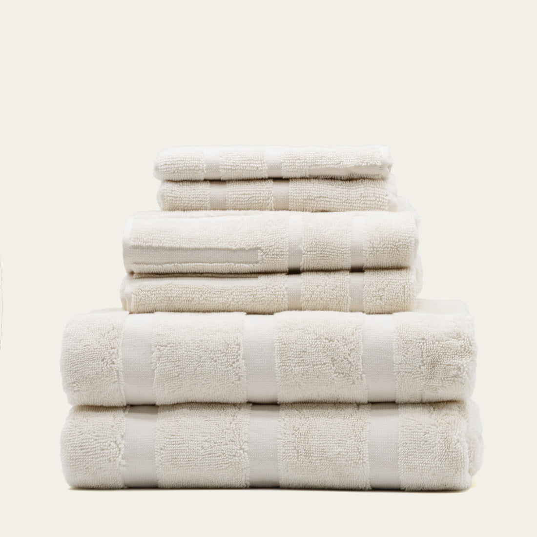 Blue Capri Australian cotton bath towel from Italic featuring soft, plush fabric and a simple, elegant design.