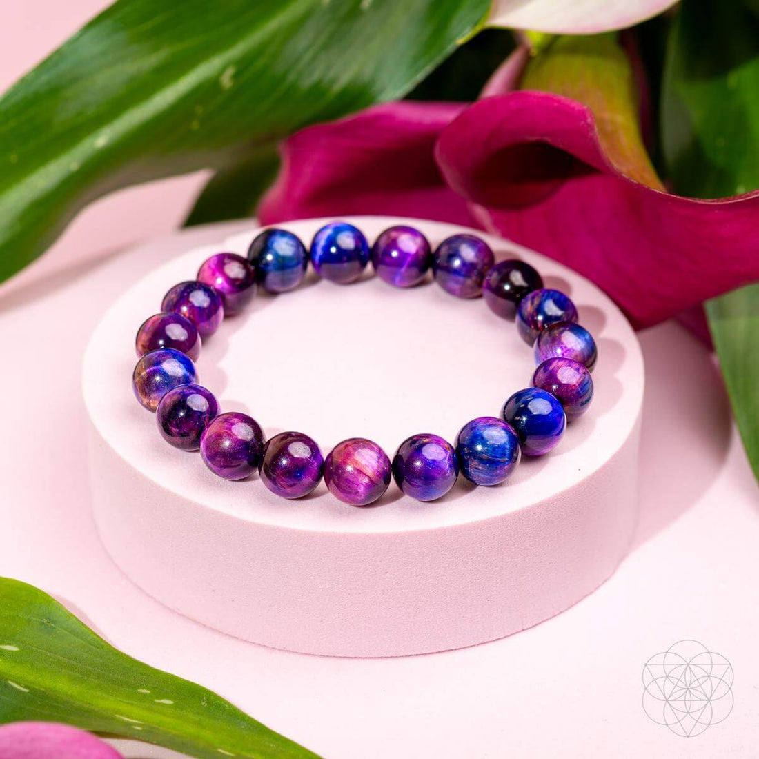 All-Galaxy Tiger’s Eye bracelet from Conscious Items featuring polished tiger’s eye beads on a stretch cord.