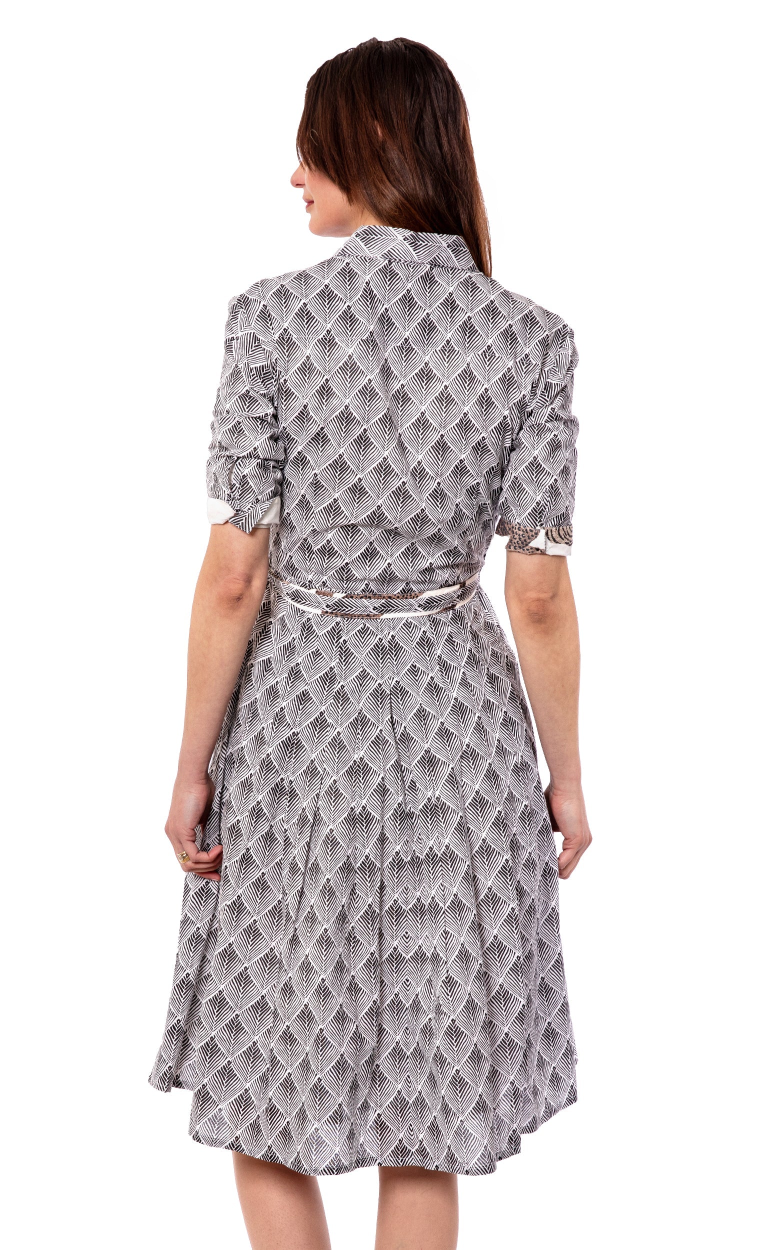 Dizzy-Lizzie Mrs Maisel black and white geometric dress, stylish women’s fashion with bold pattern and fitted silhouette.