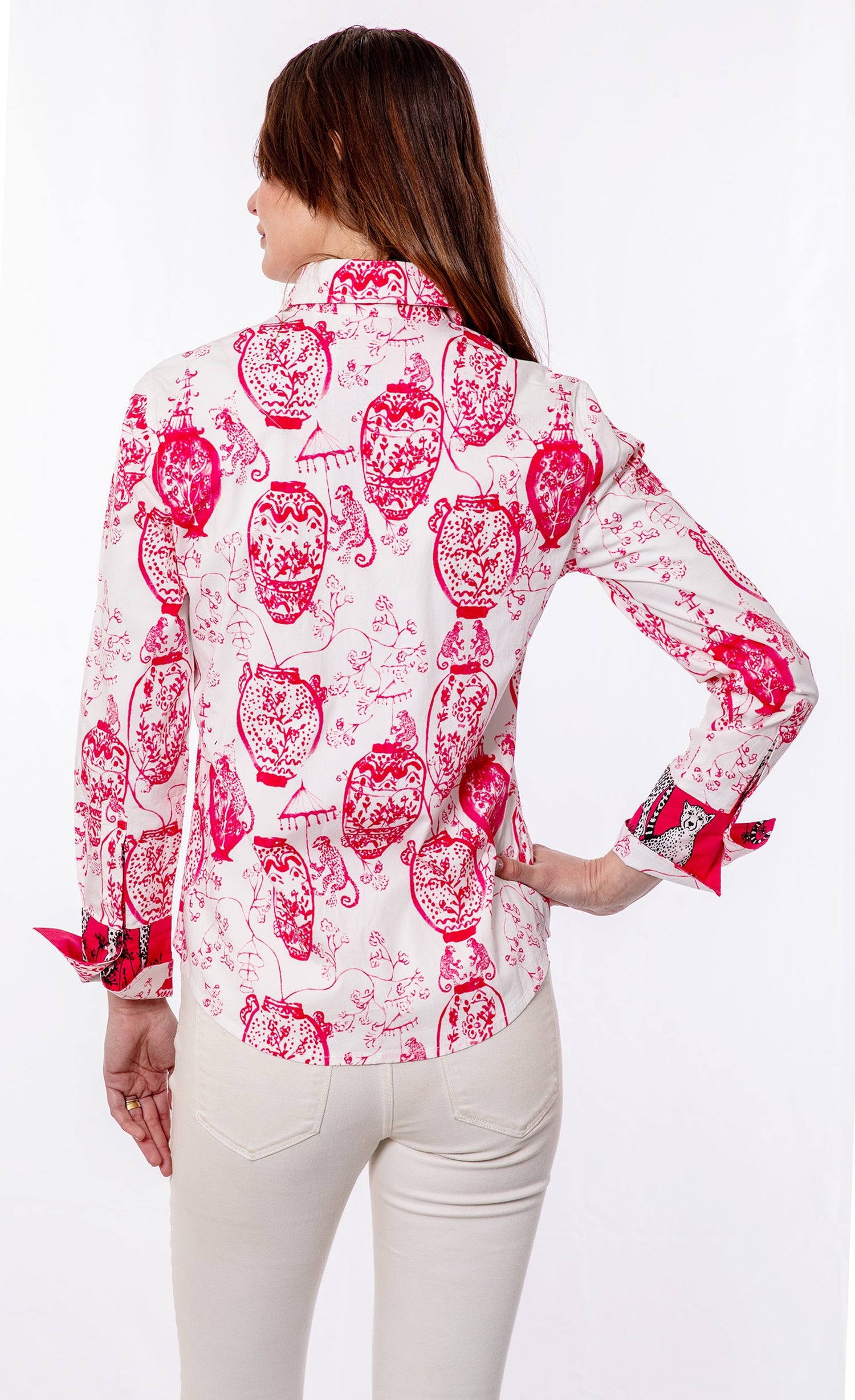 Pink and white Dizzy-Lizzie Rome shirt with chin details, casual fit, stylish for everyday wear.