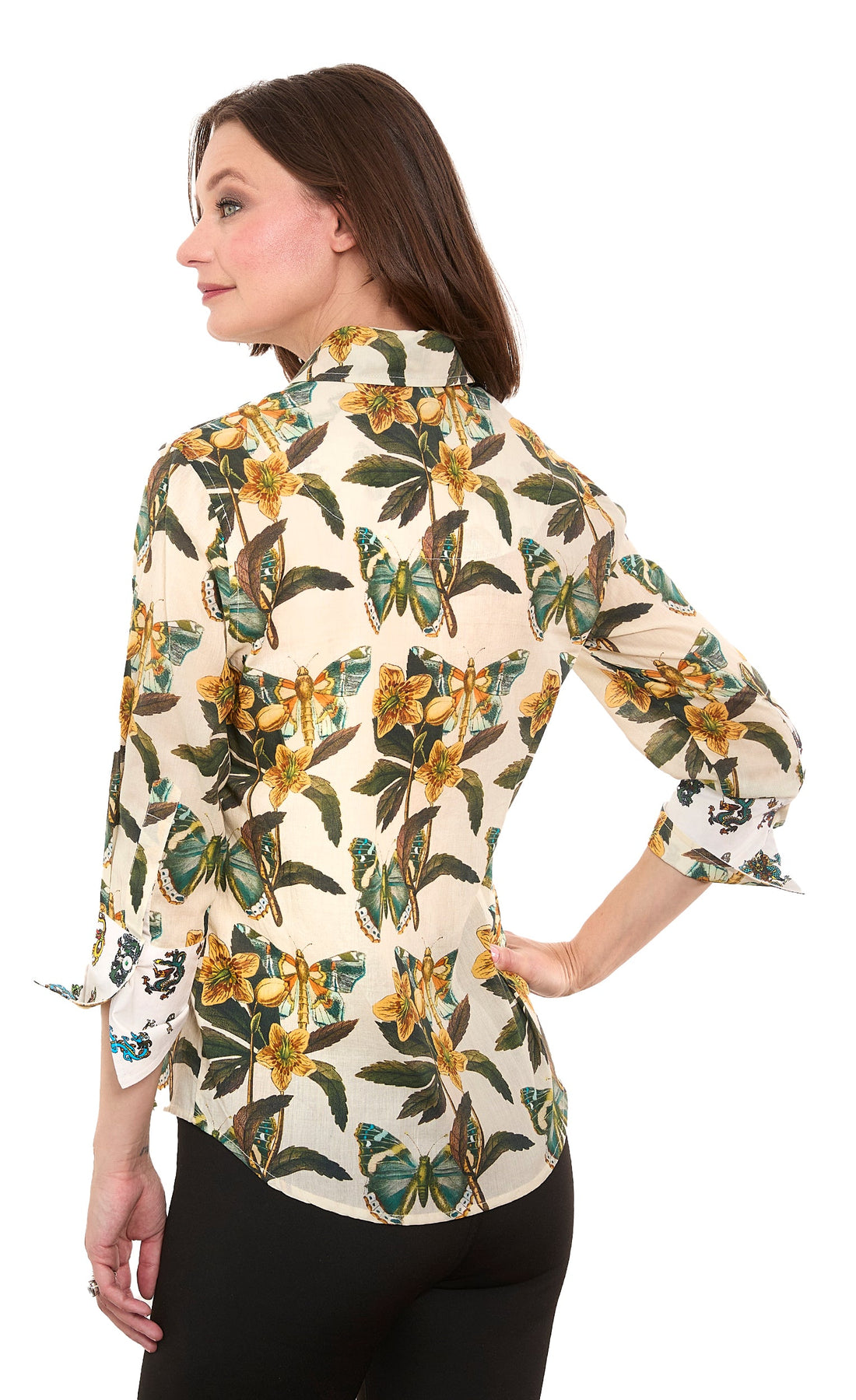 Dizzy-Lizzie 3/4 sleeve Rome shirt with butterfly print, lightweight casual shirt for women, stylish and comfortable.