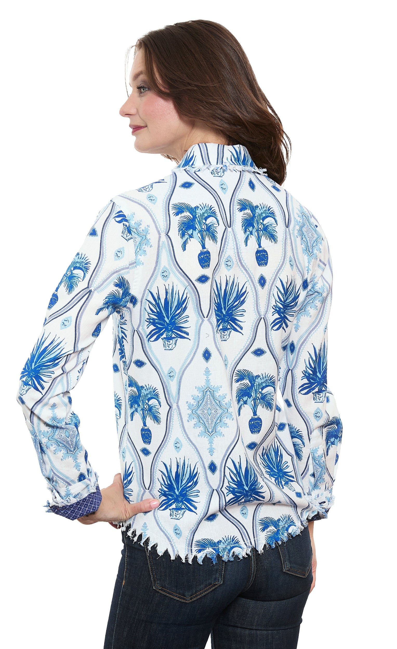 Dizzy-Lizzie Cape Cod Top in linen cotton with Chinoiserie print, featuring a stylish and lightweight design for casual wear.