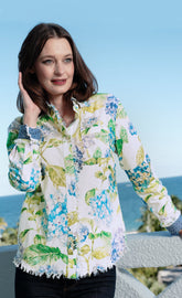 Dizzy-Lizzie Cape Cod Top made of linen and cotton with a hydrangea print, showcasing a stylish sleeveless women&