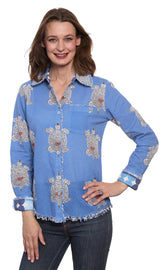 Dizzy-Lizzie Cape Cod Top with Turtles print, lightweight casual women’s top featuring a colorful turtle design.