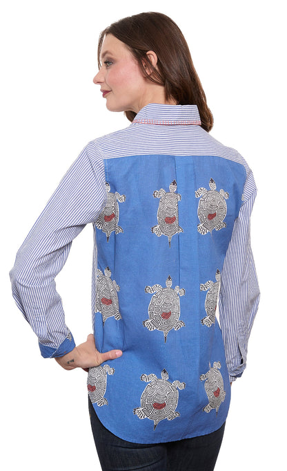 Dizzy-Lizzie Chesapeake top with turtle back panel, featuring colorful, casual women&
