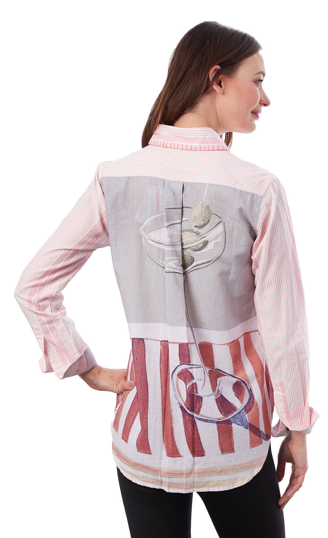 Dizzy-Lizzie Chesapeake Hi-Lo Tunic in Martini Print, lightweight women’s tunic with high-low hem and stylish pattern.