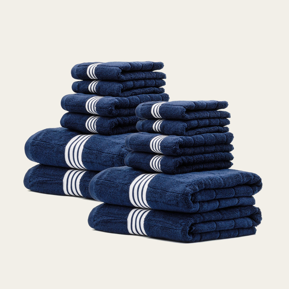 Family set of Italic Nautilus Australian Cotton Towels for bath, soft, plush, and absorbent home bath towels in a cozy bathroom setting.