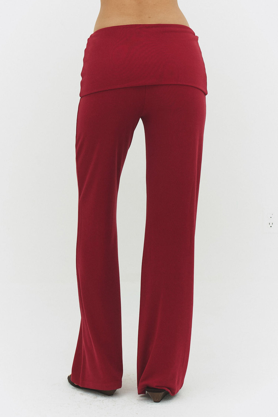 Findmenowthelabel Maru pants in raspberry color, stylish and comfortable women&