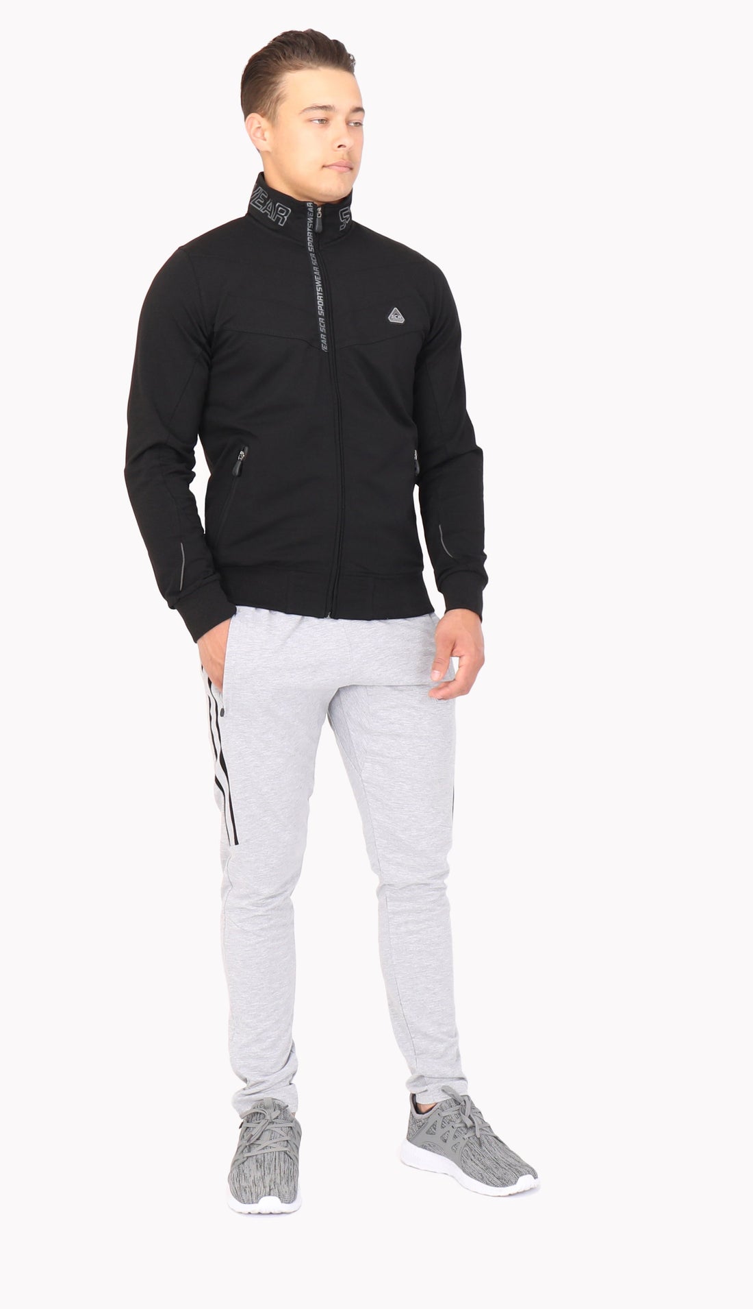 Front view of SCR Sportswear men&