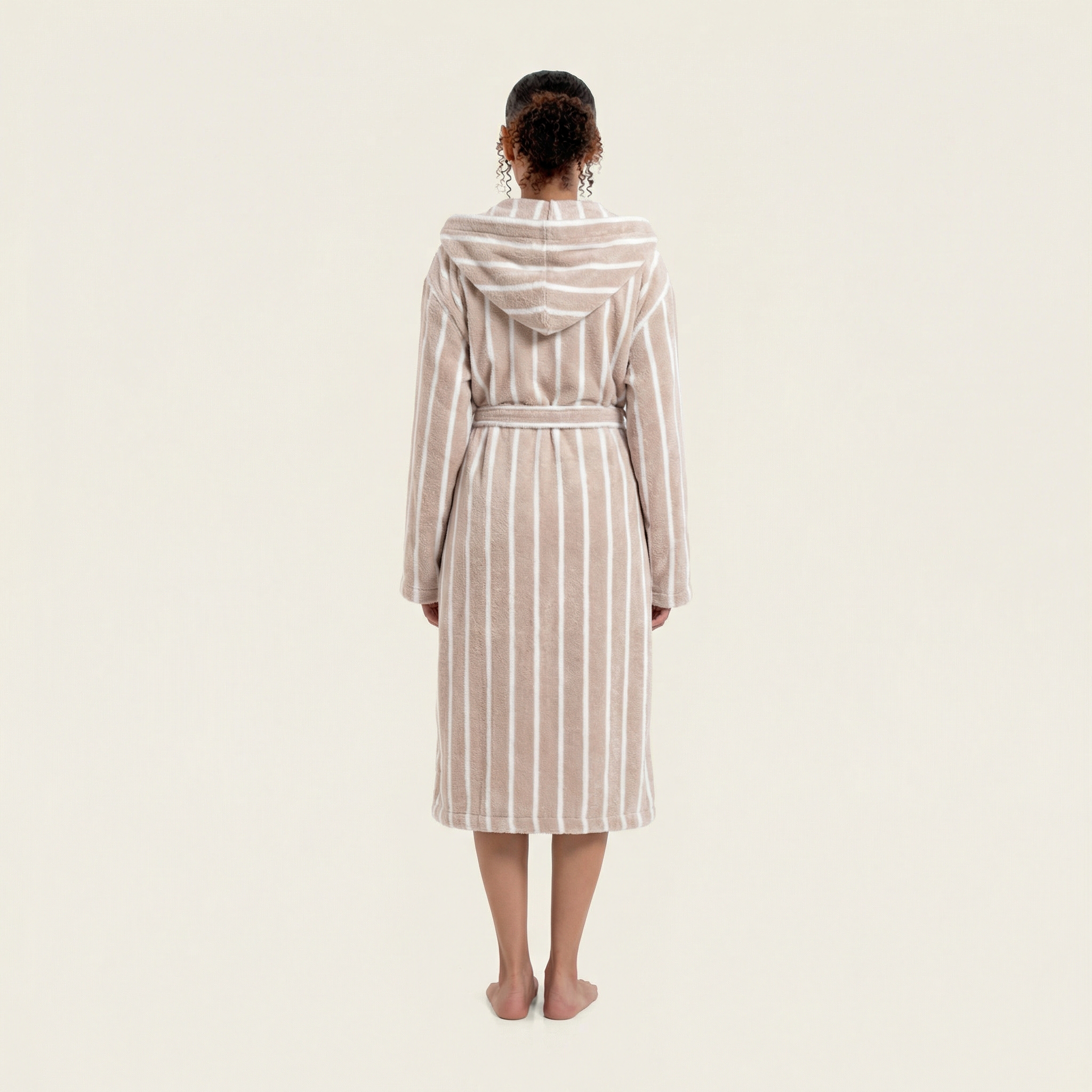 Unisex Ultraplush Australian Cotton bathrobe by Italic, showing soft, plush fabric and relaxed fit in a cozy neutral color.