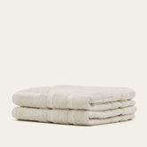 Soft white Capri Australian cotton bath towel from Italic, showing plush fabric and elegant texture for home use.