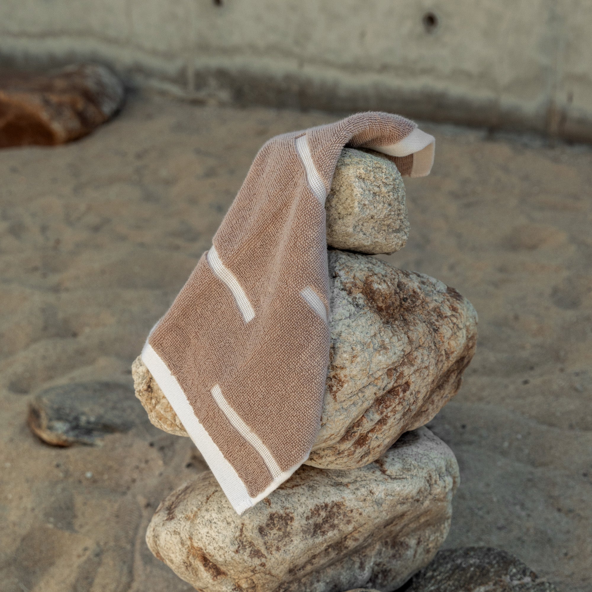 Soft Sorrel Australian Cotton towel from Italic, showing plush texture and natural white color.
