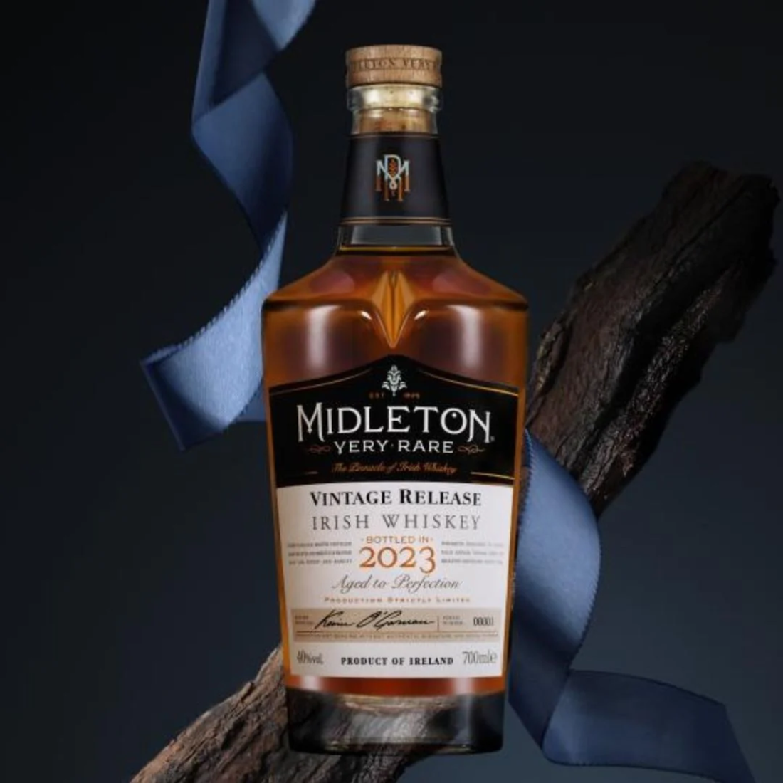 Midleton Very Rare Vintage Release 2023 whiskey bottle from Liquor Geeks with 700ml size and detailed label design.