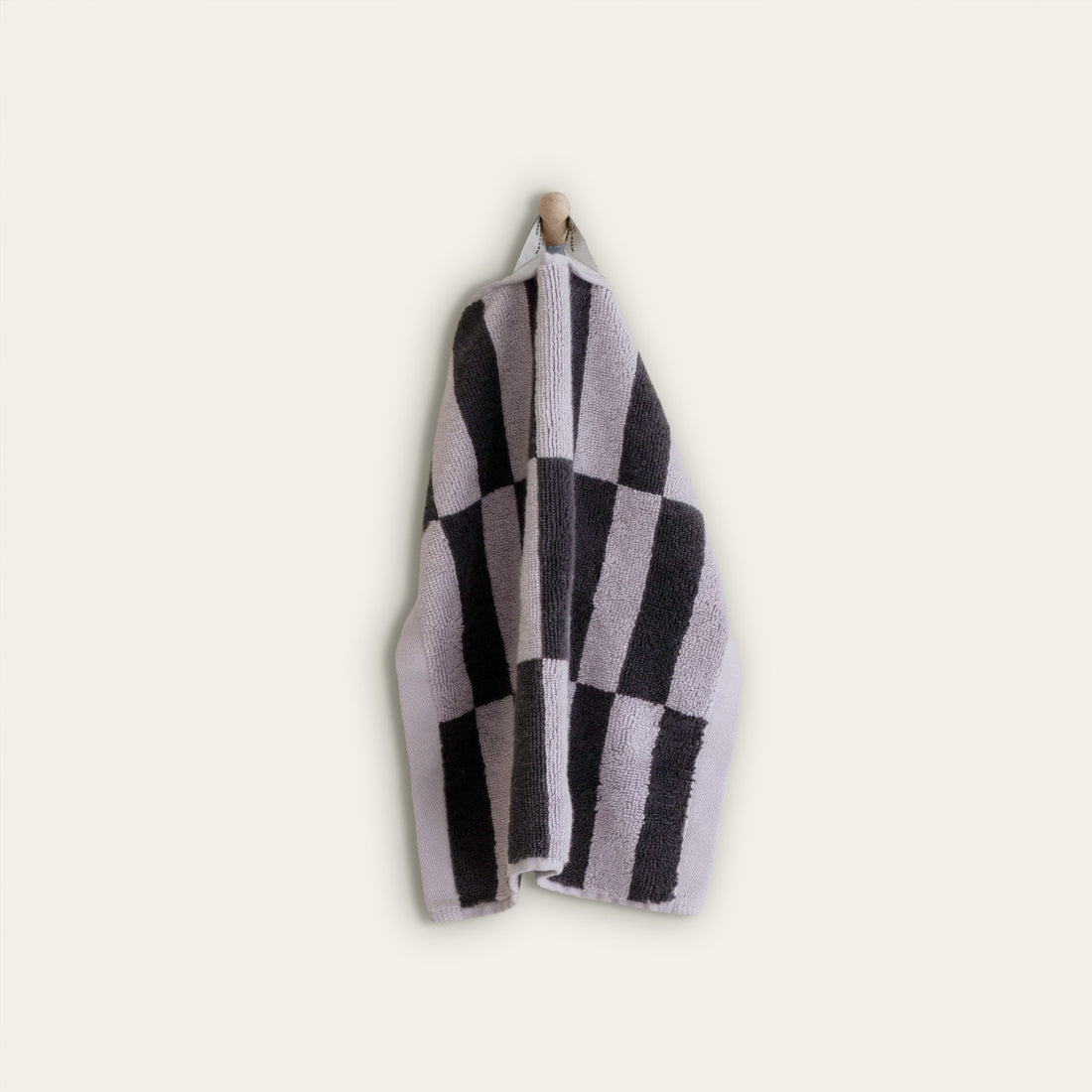 Lavender Shadmoor Australian Cotton Bath Washcloth by Italic, soft and absorbent for luxurious home bathing.