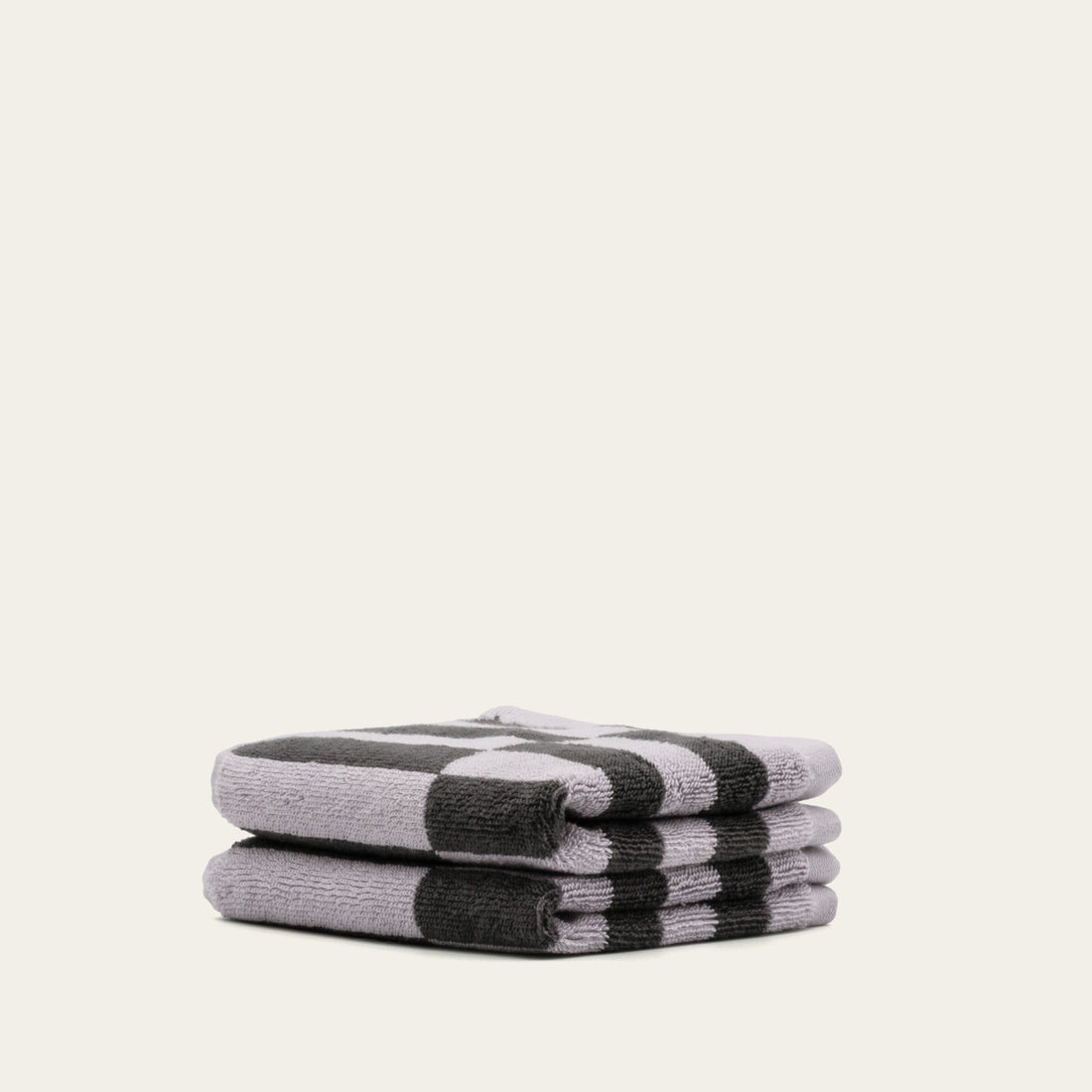 Lavender Shadmoor Australian cotton bath washcloth from Italic, soft and plush for home bath use.