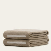 Soft Sorrel Australian Cotton towel from Italic, showing its plush texture and white color, perfect for luxurious bath linen.