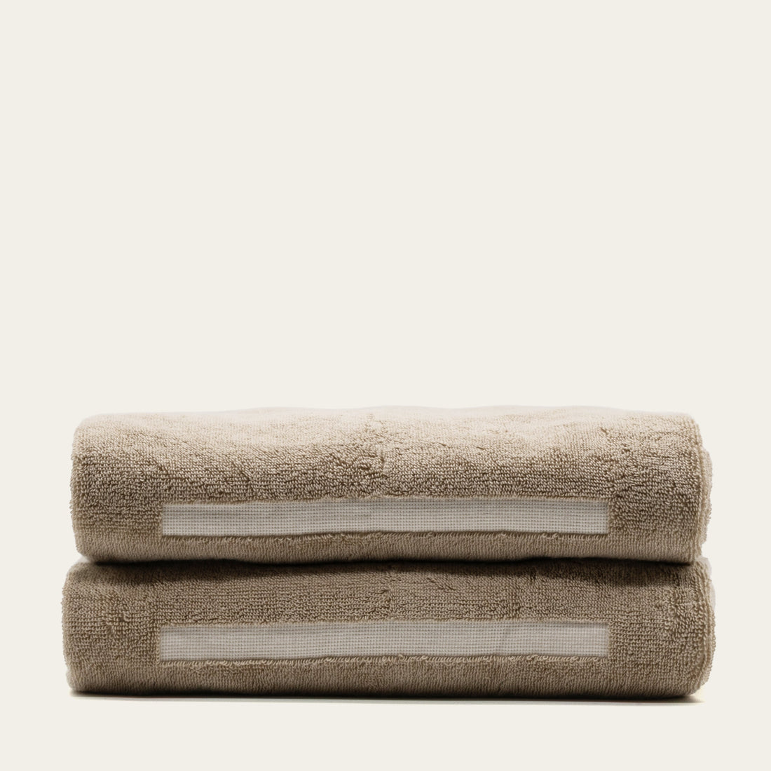 Soft Sorrel Australian Cotton bath towel by Italic, shown with plush texture and clean white design for luxurious bathroom use.