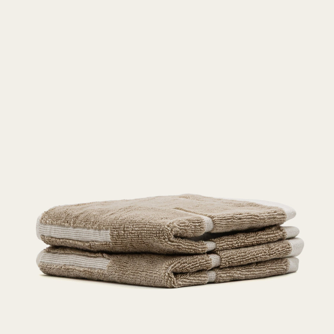 Soft Sorrel Australian Cotton towel from Italic, showing the plush, absorbent fabric and clean white design.