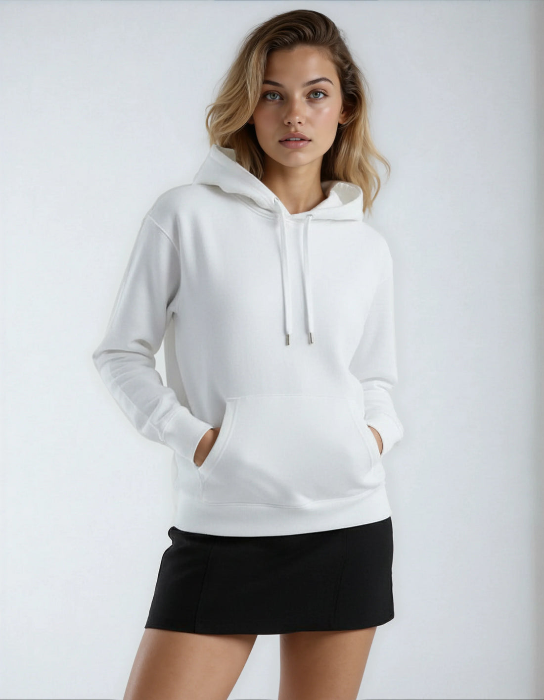 Black SpectraUSA heavyweight fleece hoodie in XS with a cozy, thick fabric and a relaxed fit, perfect for cold weather.