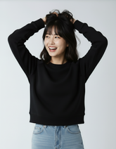 Black fleece crew neck sweatshirt by SpectraUSA for women, showcasing a comfortable fit and soft fabric.